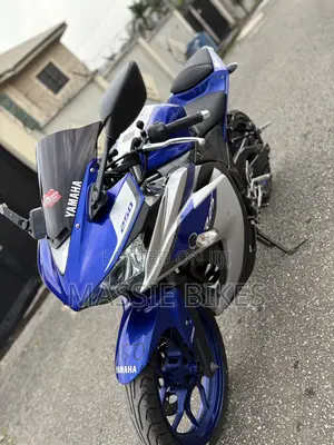 New Yamaha 2018 Blue
