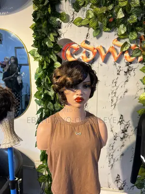 Side Fringed Pixie Short