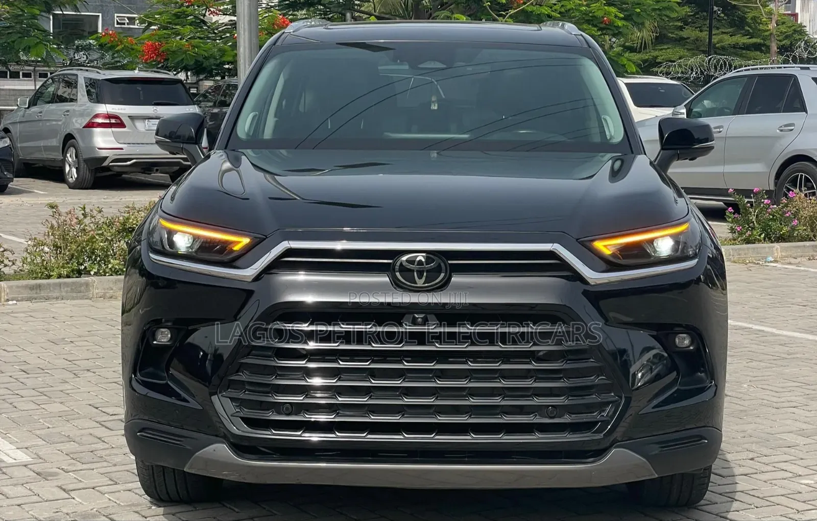 Toyota Highlander 2024 Black