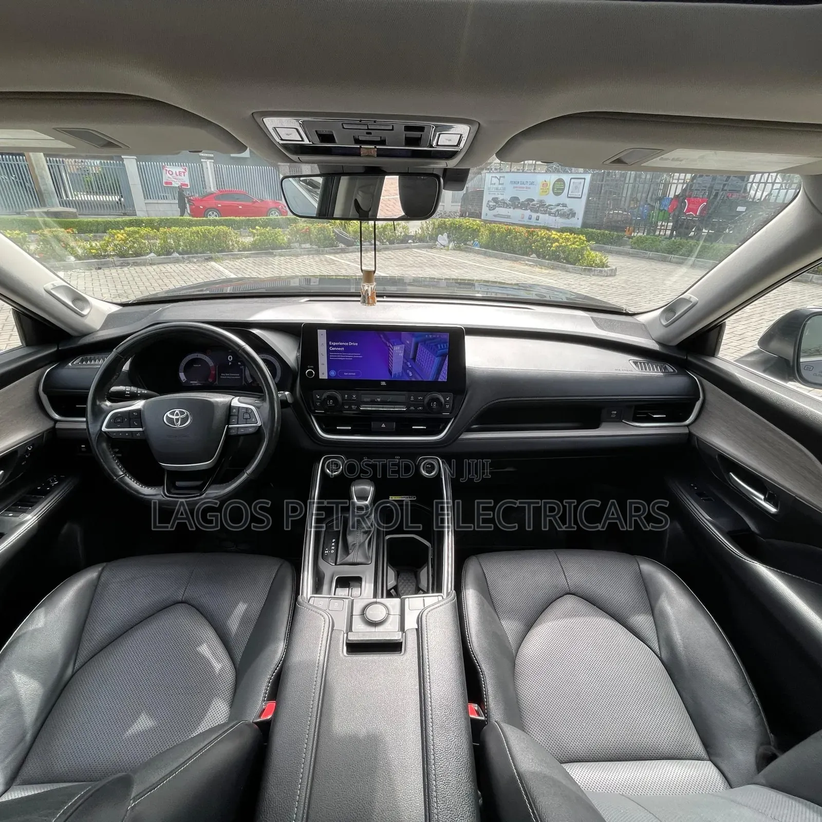 Toyota Highlander 2024 Black