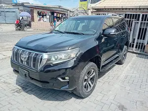 Toyota Land Cruiser Prado 2.7 i 2011 Black