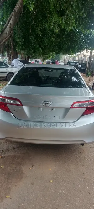 Toyota Camry 2014 Silver