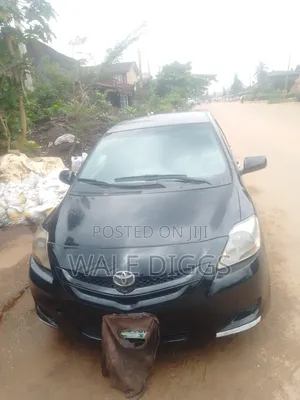 Toyota Yaris 1.5 Sedan 2008 Black