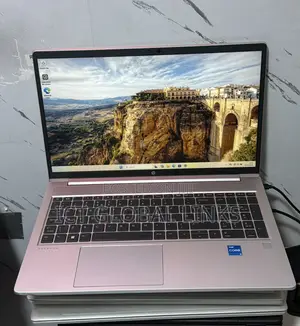 Laptop HP ProBook 450 G9 8GB Intel Core i5 SSD 256GB