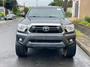 Toyota Tacoma PreRunner V6 4dr Double Cab 5.0 ft. SB (4.0L 6cyl 5A)