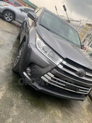 Toyota Highlander 2018 Gray