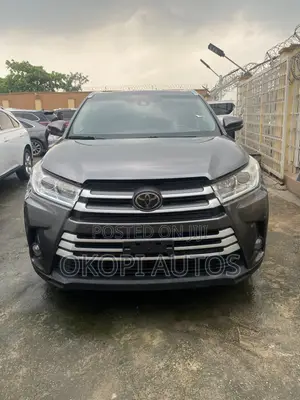 Toyota Highlander 2018 Gray