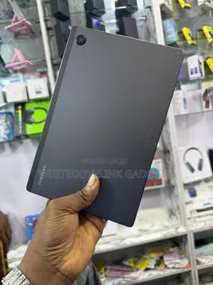 New Samsung Galaxy Tab A8 10.5 2021 32 GB Black