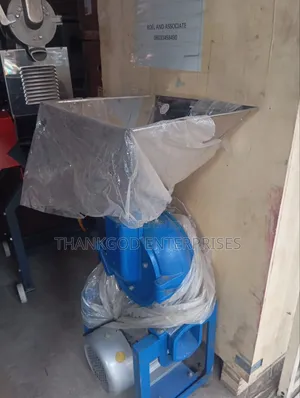Hammer Mill Crusher Machine