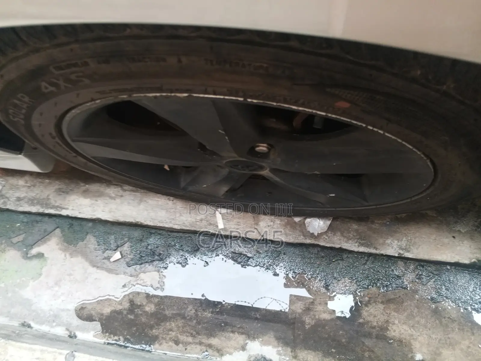 Toyota Camry 2011 Silver