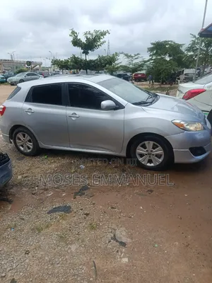 Toyota Matrix Hatchback FWD (1.8L 4cyl 5M) 2008 Silver