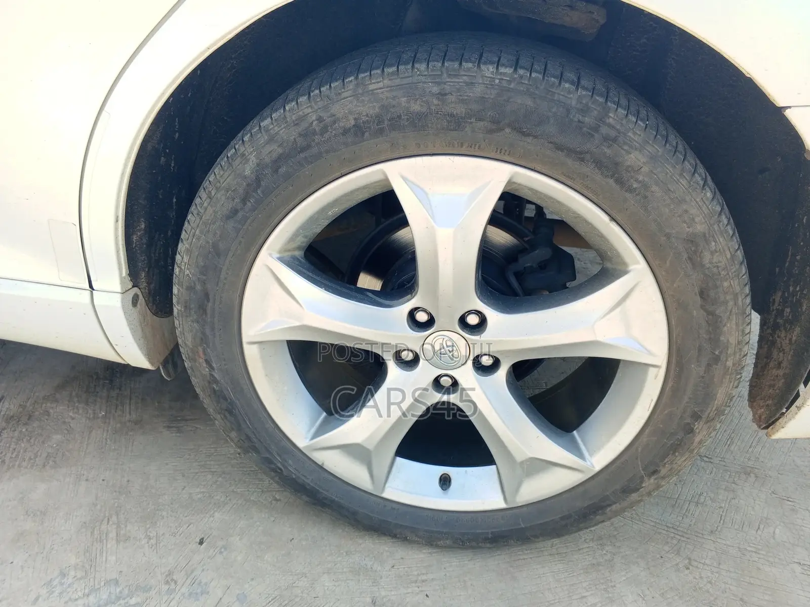 Toyota Venza 2009 White