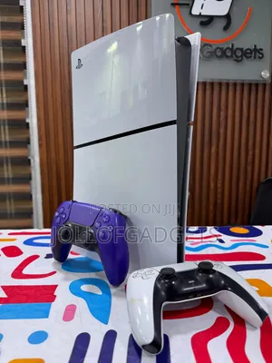 Jailbroken Ps5 Slim With 2 Controllers and 7 Games