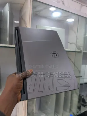 Laptop MSI Pulse GL76 16GB Intel Core i7 SSD 512GB