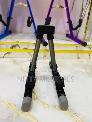 Professional Guiter Stand