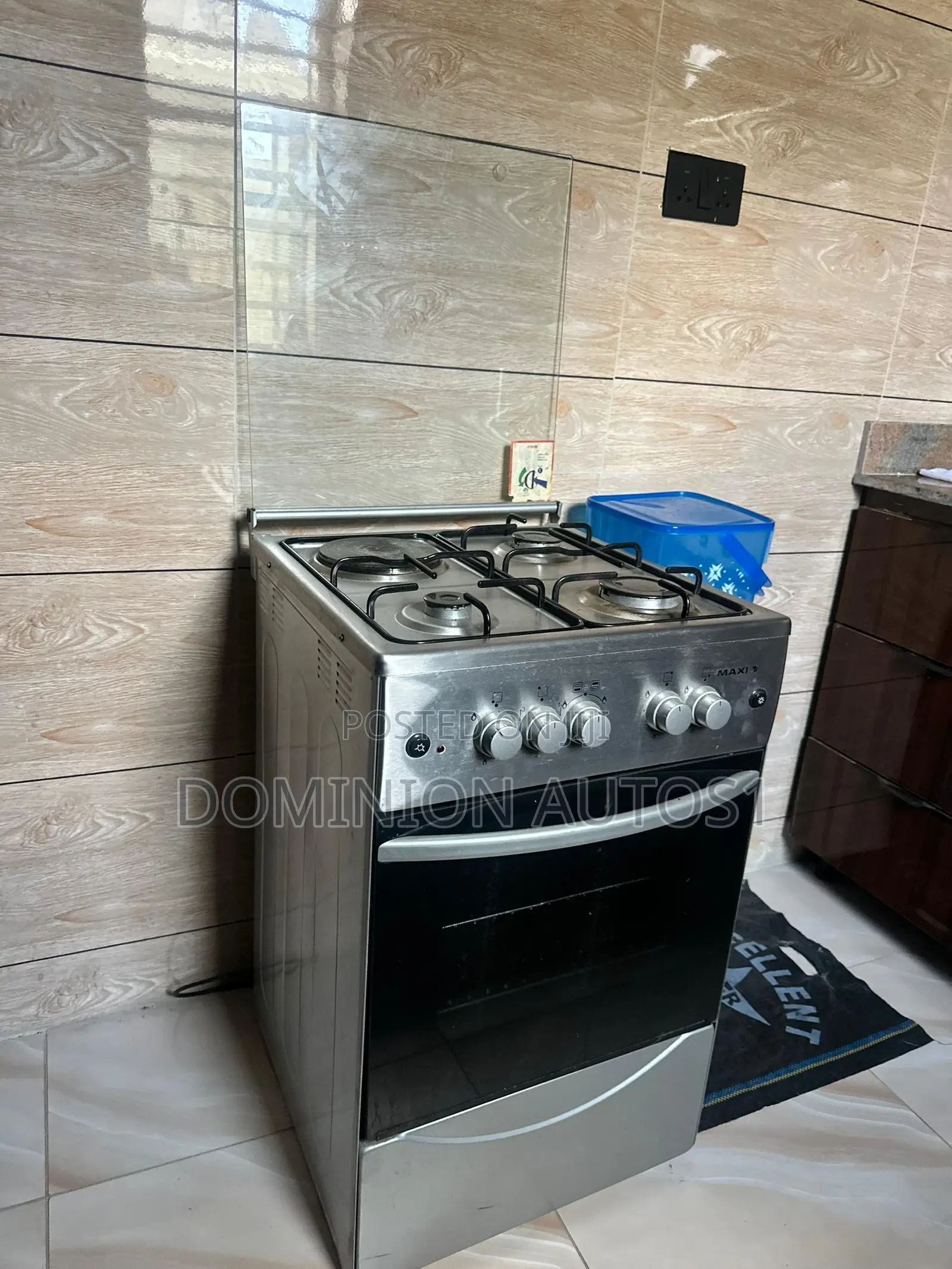 Maxi 4-Burner Gas Cooker