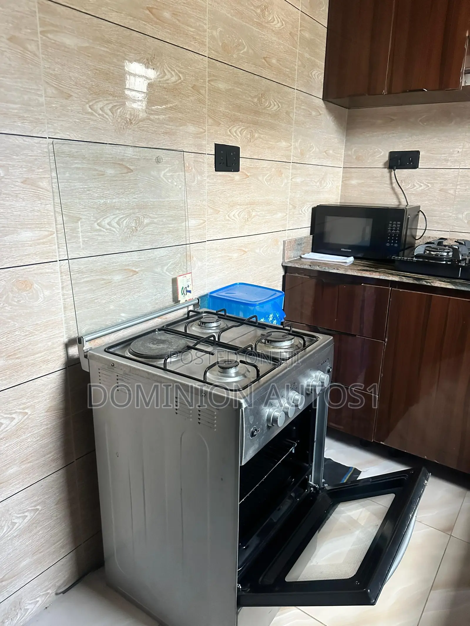 Maxi 4-Burner Gas Cooker