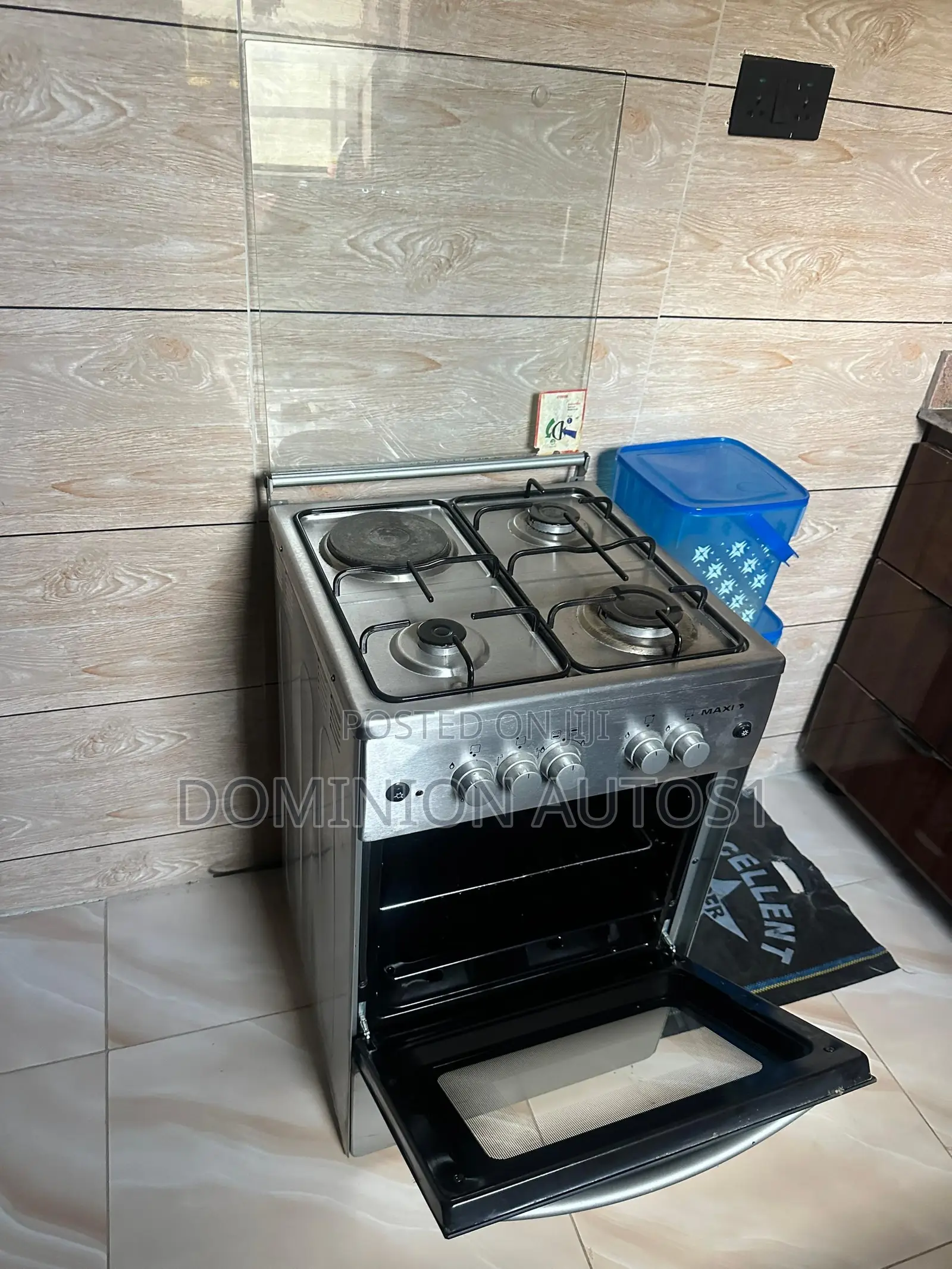 Maxi 4-Burner Gas Cooker
