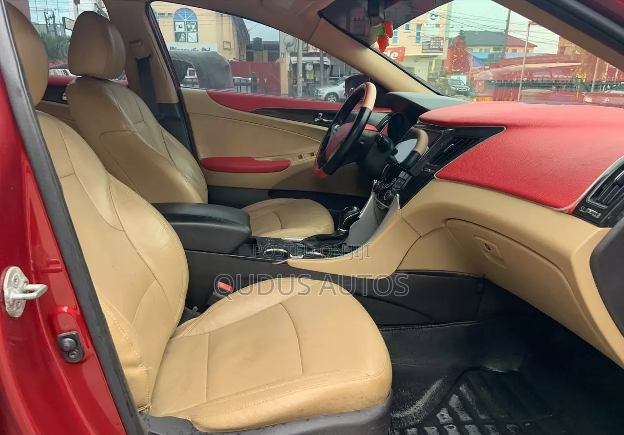 Hyundai Sonata 2012 Red