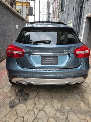 Mercedes-Benz GLA 250 2015 Blue