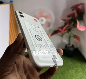 Apple iPhone 11 64 GB White
