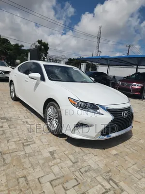 Lexus RX 350 FWD 2013 White