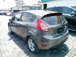 Ford Fiesta 2014 Gray