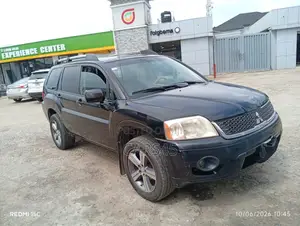 Mitsubishi Endeavor 2011 Black