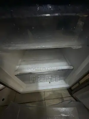 Hisense Bottom Freezer Refrigerator 225L (29DCA)