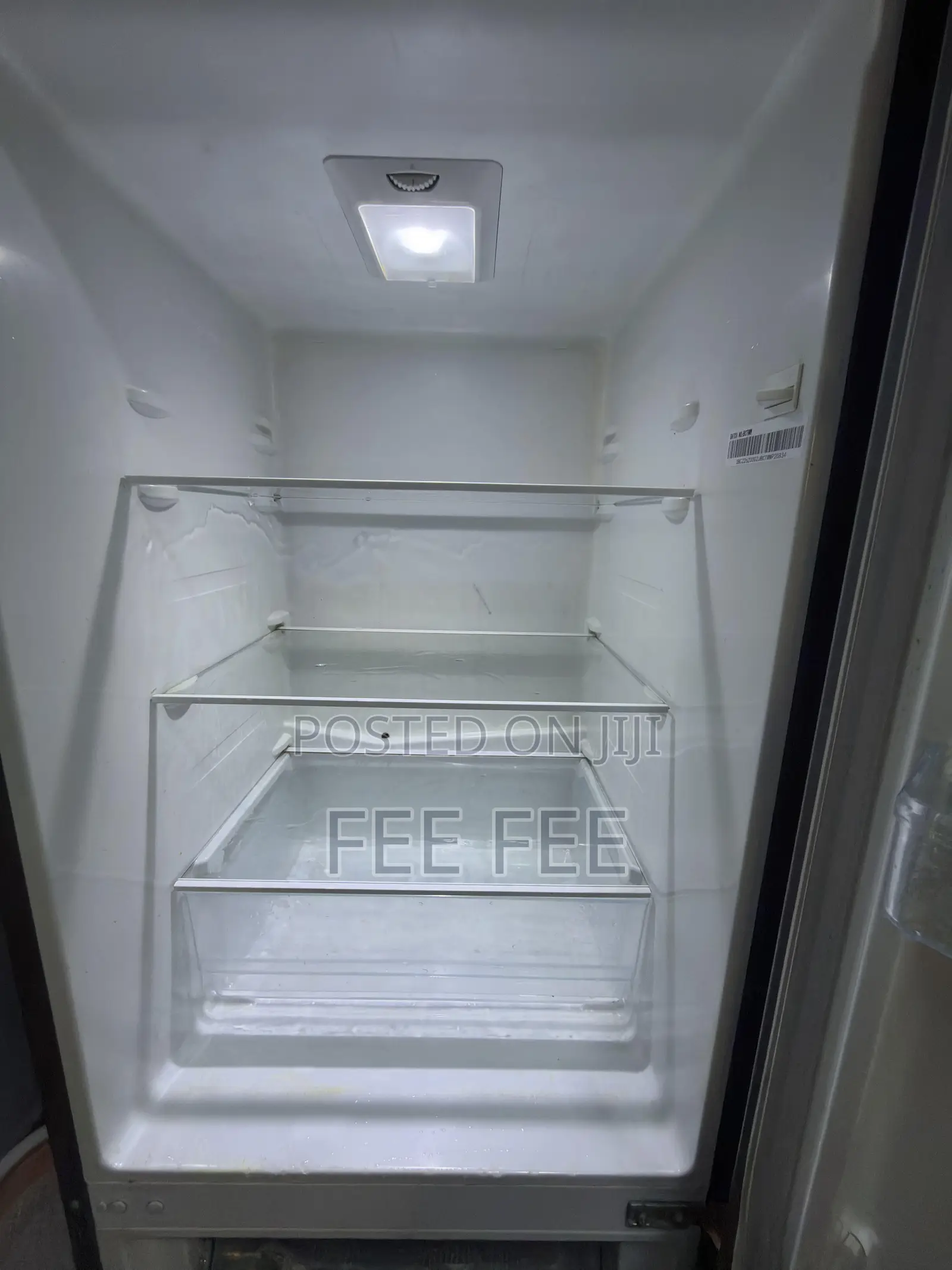 Hisense Bottom Freezer Refrigerator 225L (29DCA)