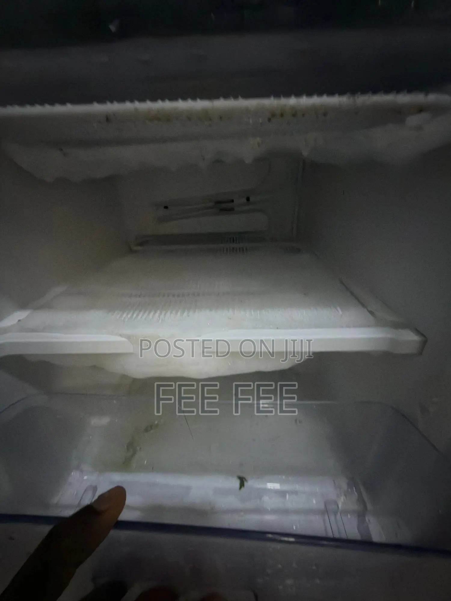 Hisense Bottom Freezer Refrigerator 225L (29DCA)