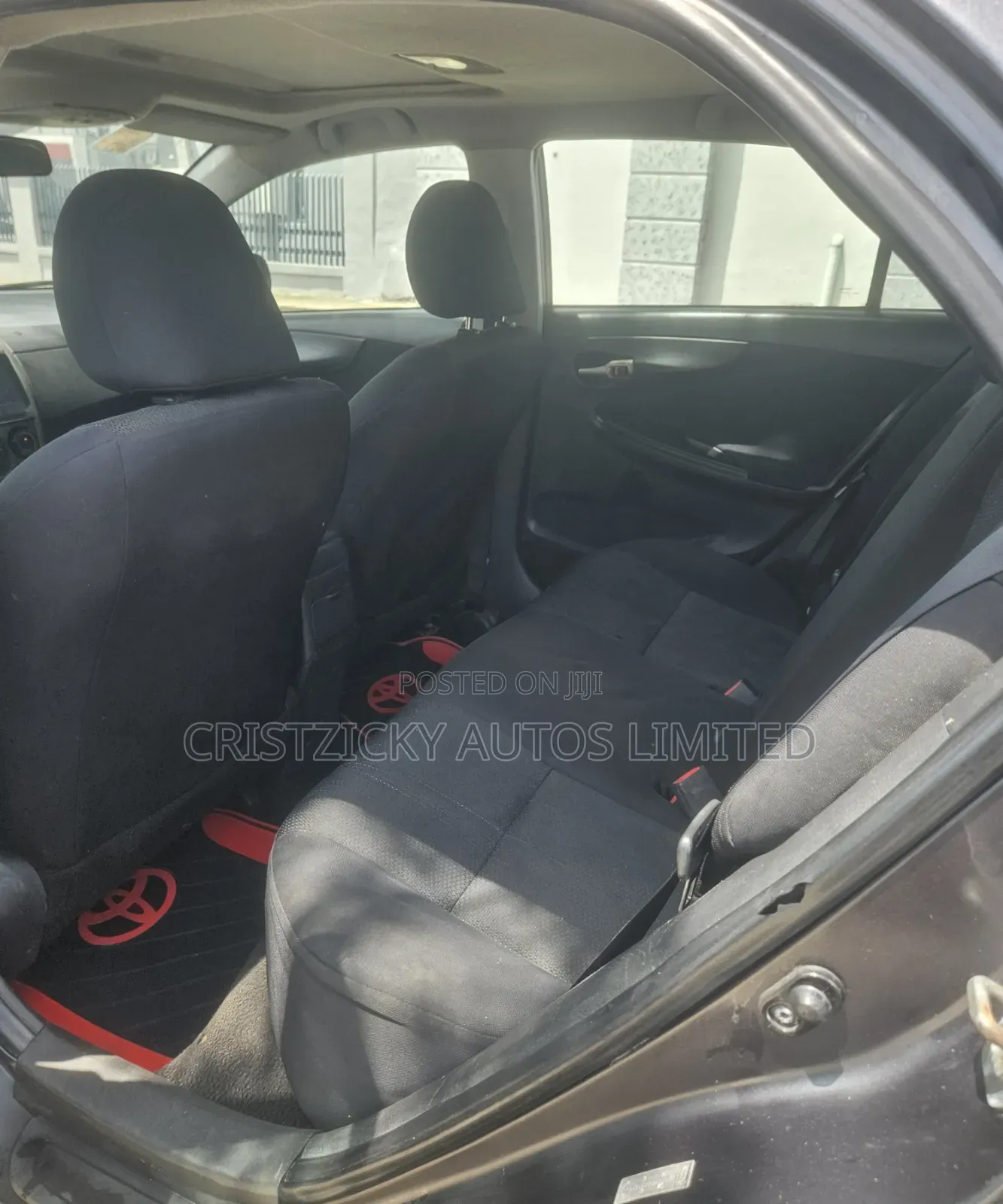 Toyota Corolla 2010 Gray