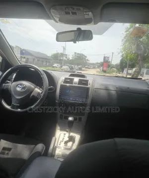 Toyota Corolla 2010 Gray