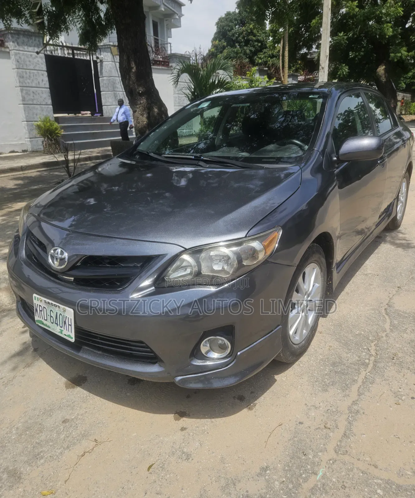 Toyota Corolla 2010 Gray