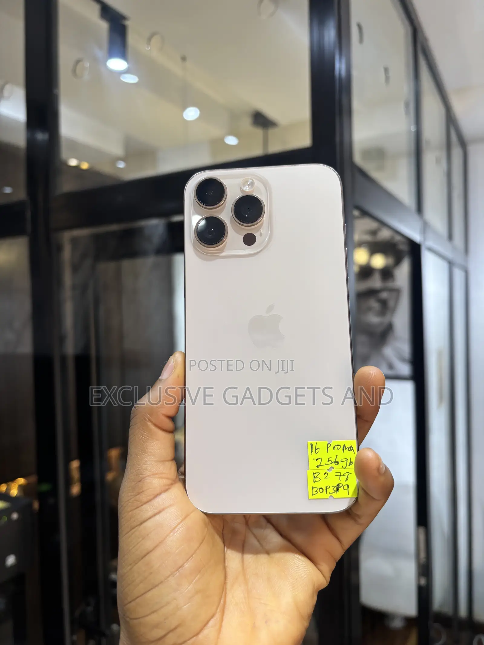 Apple iPhone 16 Pro Max 256 GB Gold