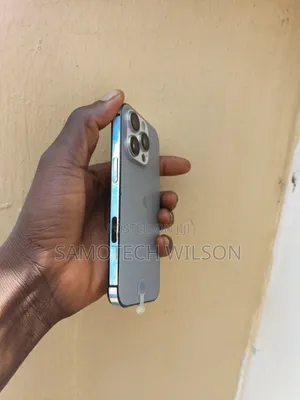 Apple iPhone 16 Pro 128 GB Gray