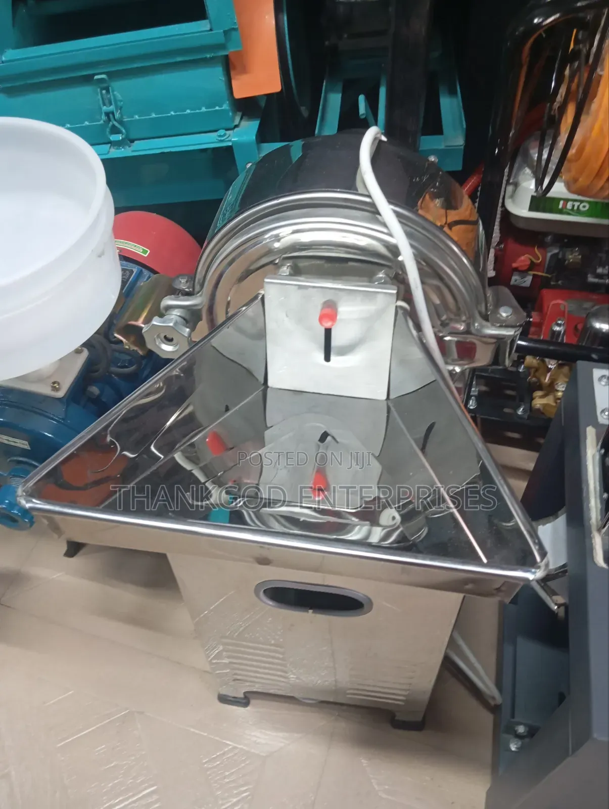 Stainless Hammer Mill Grinding Machine 150kg