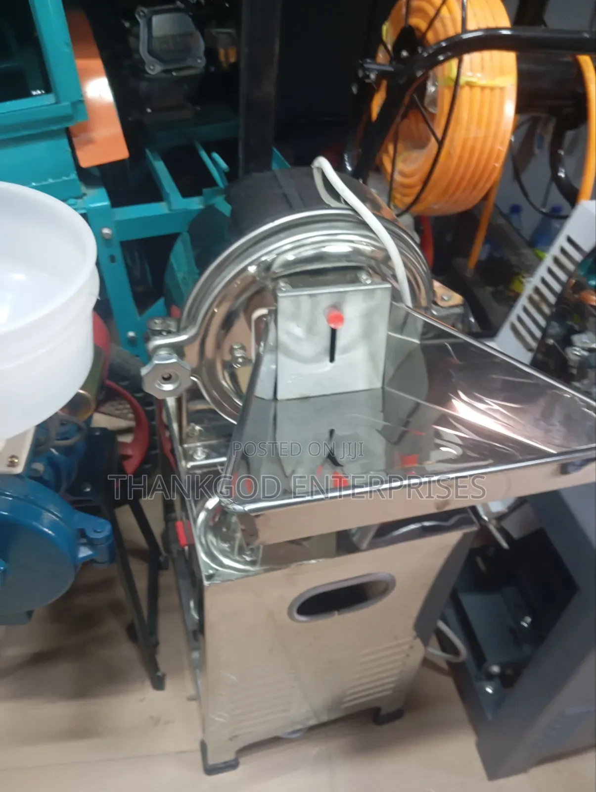 Stainless Hammer Mill Grinding Machine 150kg