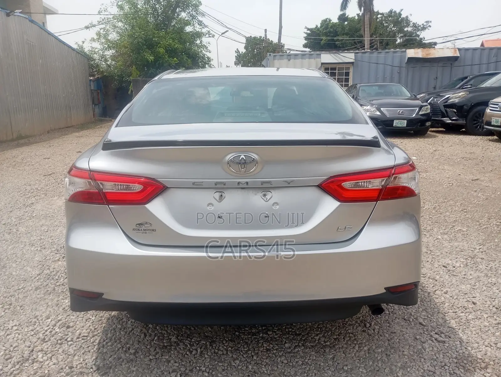 Toyota Camry 2018 Silver