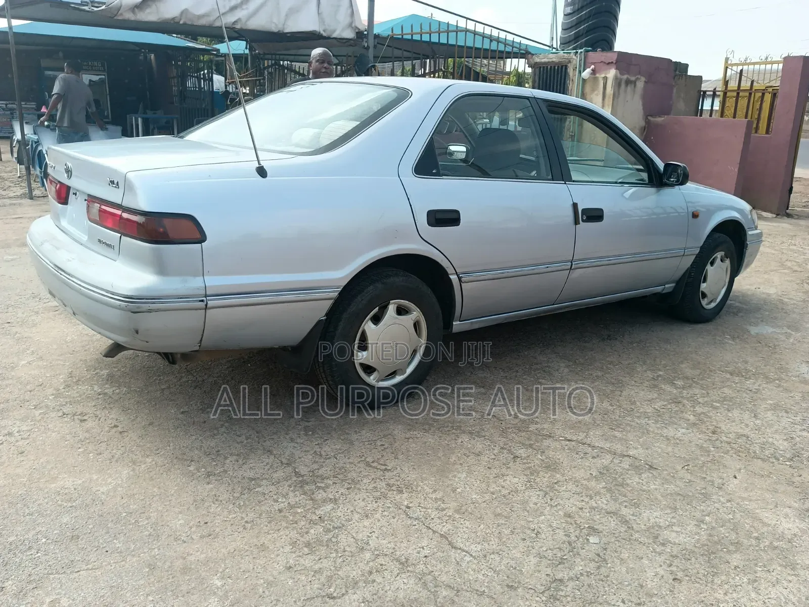 Toyota Camry Automatic 1999 Gray