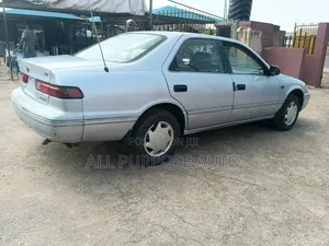 Toyota Camry Automatic 1999 Gray