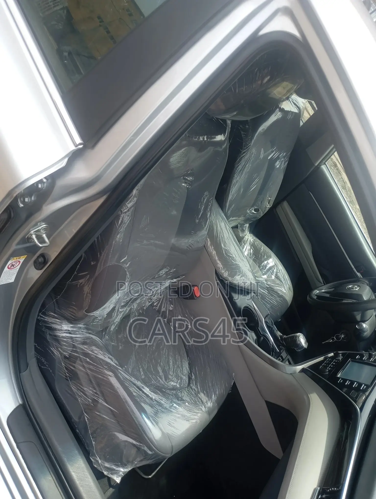 Toyota Camry 2018 Silver