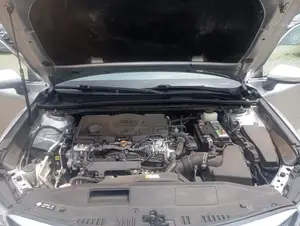 Toyota Camry 2018 Silver
