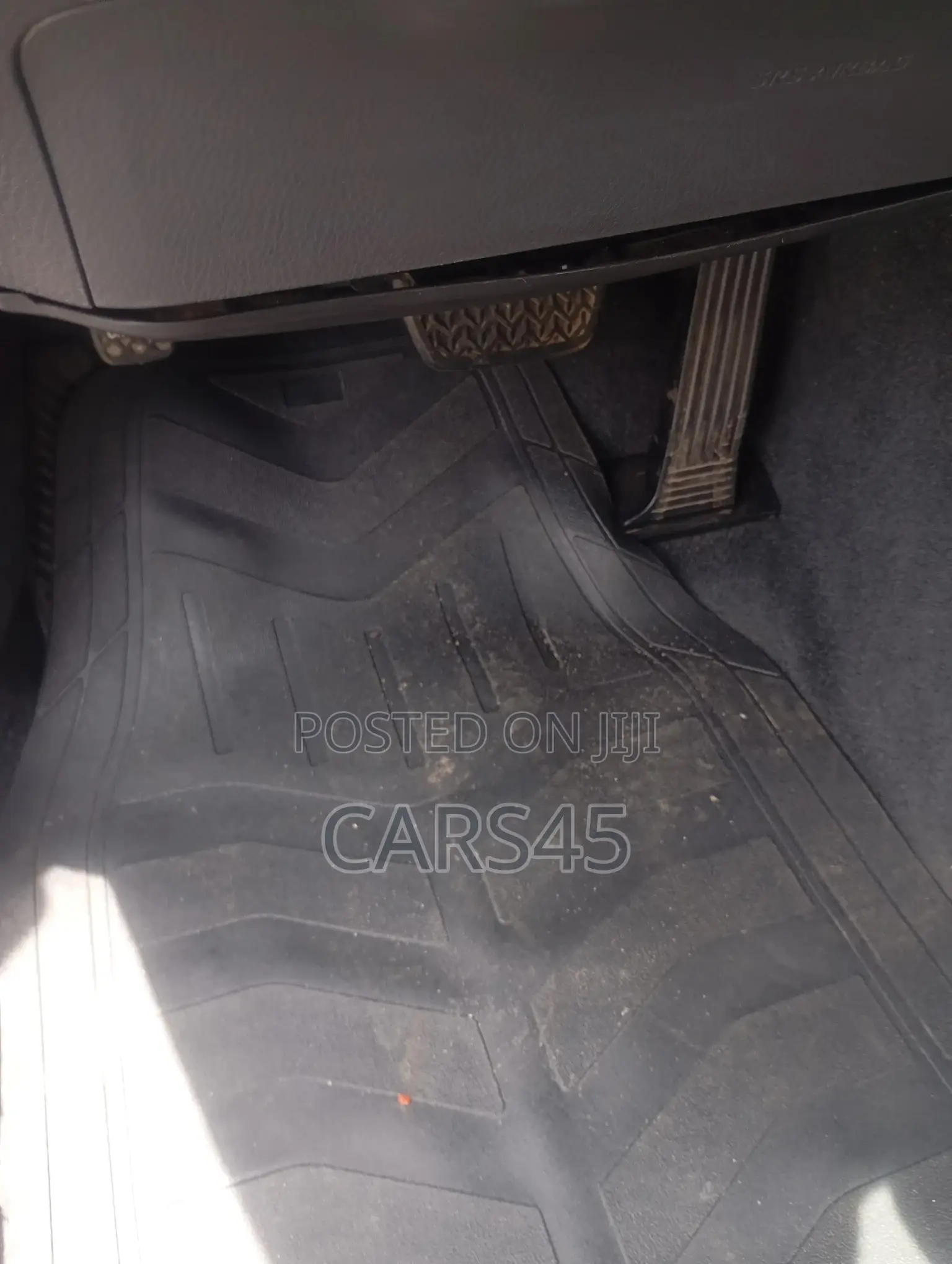 Toyota Camry 2018 Silver