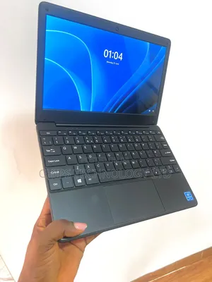 Laptop Geo Geobook 110 4GB Intel Pentium SSD 72GB