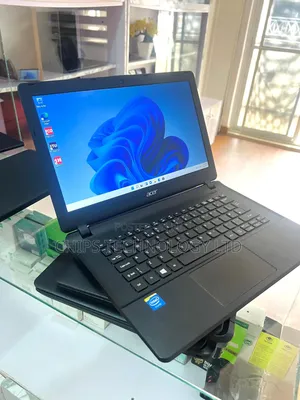 Laptop Geo Geobook 110 4GB Intel Pentium SSD 72GB