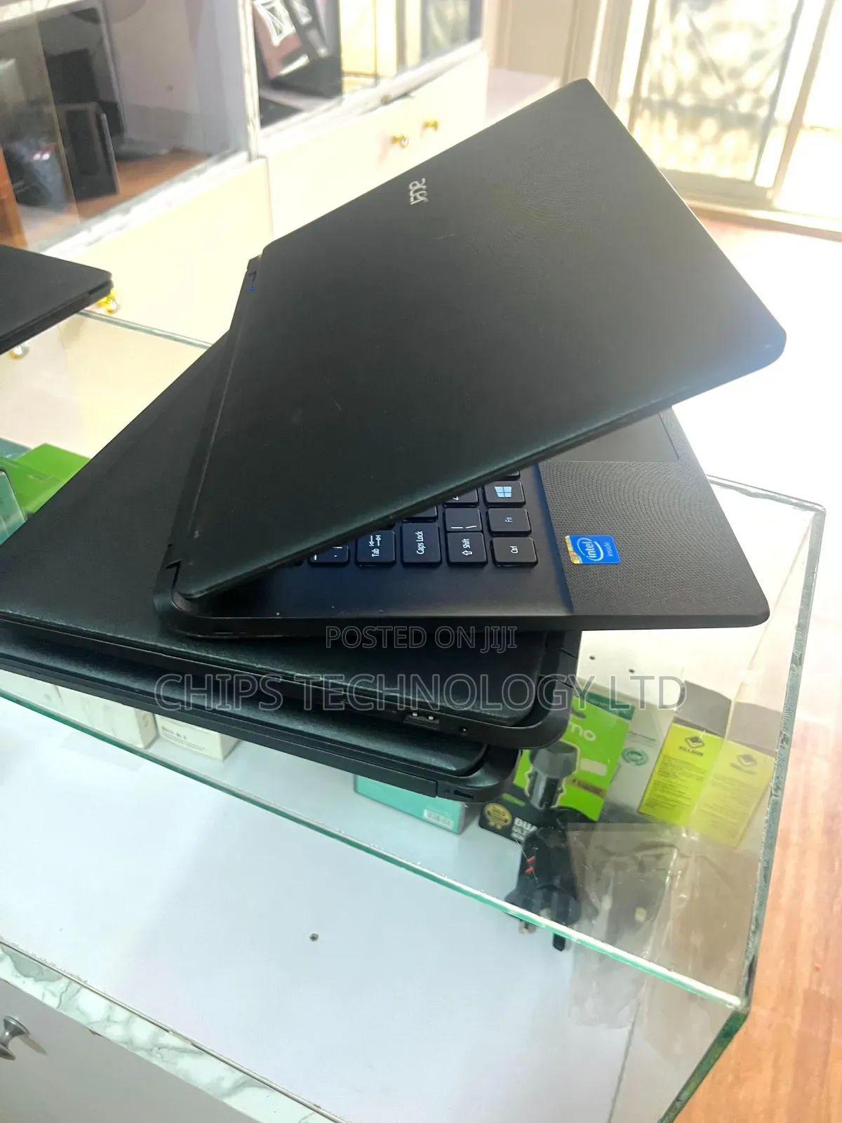 Laptop Geo Geobook 110 4GB Intel Pentium SSD 72GB