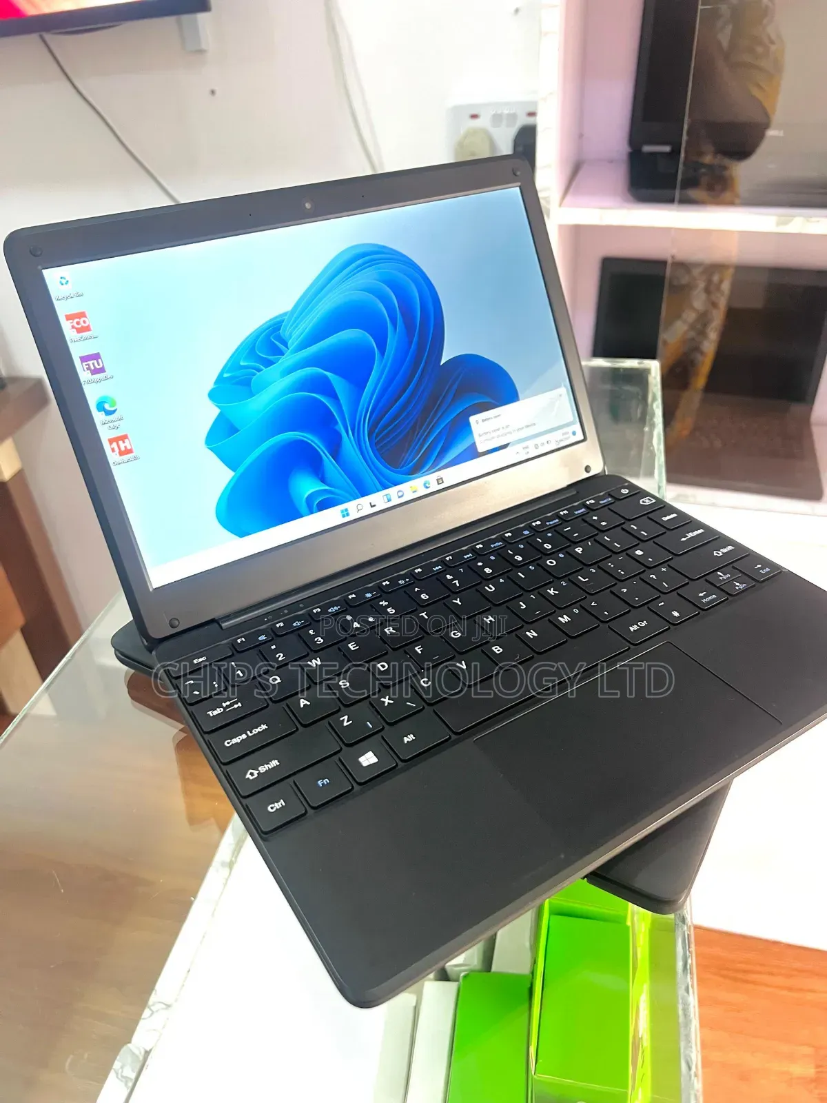 Laptop Geo Geobook 110 4GB Intel Pentium SSD 72GB