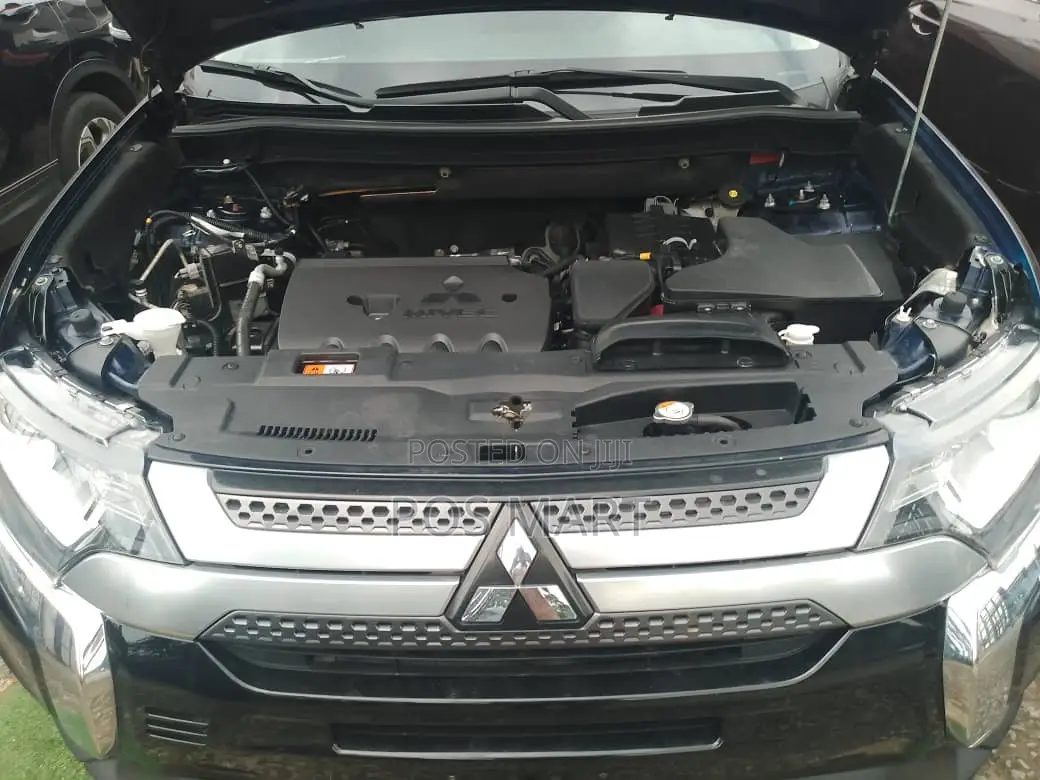 Mitsubishi Outlander ES S-AWC 2020 Blue