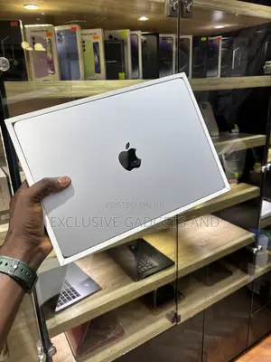 Laptop Apple MacBook Air 2026 M5 16GB Intel Core Ultra 7 SSD 512GB